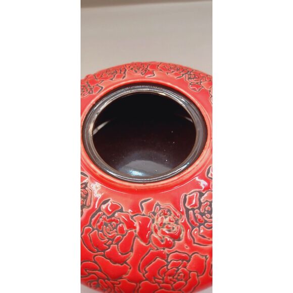 Wing Hop Fung Teas Gift Set Red and Black Roses Ceramic Tea Service for 4 - Picture 11 of 14